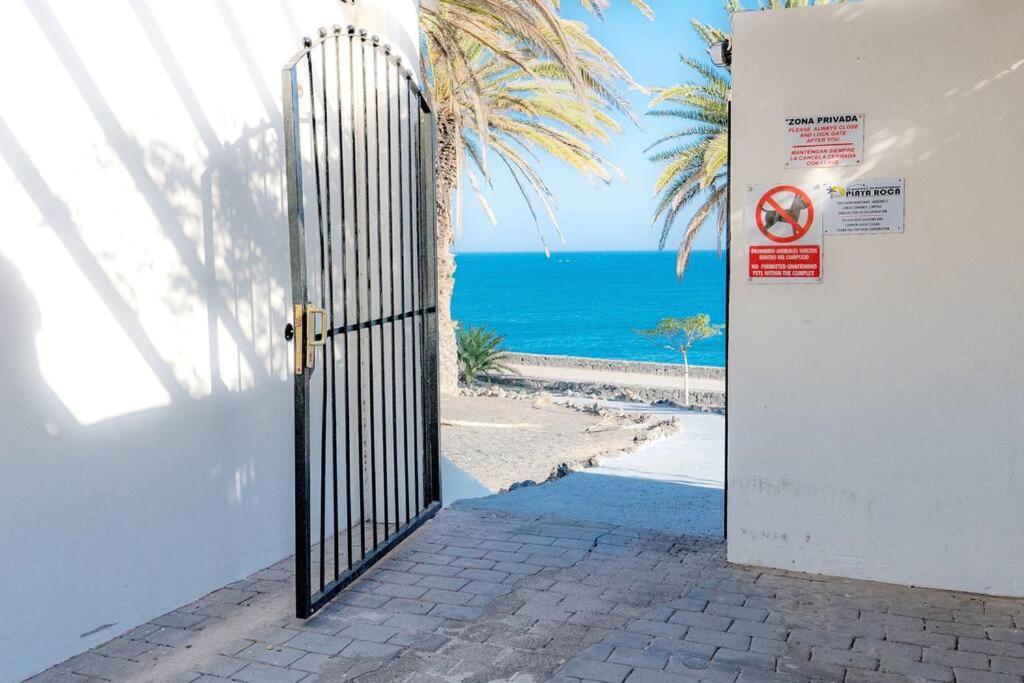 Appartement Luxury Ocean View Playa Roca à Costa Teguise Extérieur photo