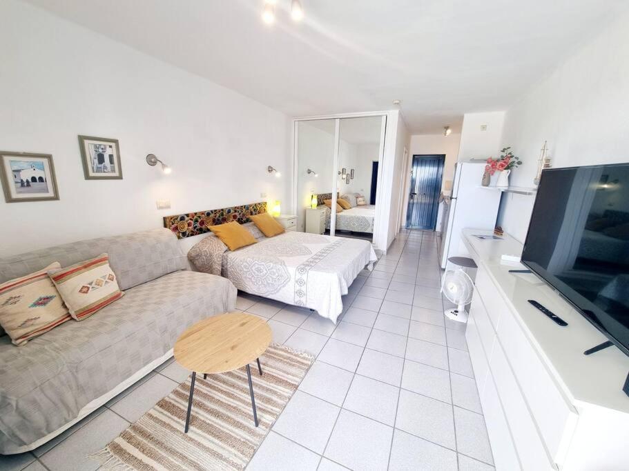 Appartement Luxury Ocean View Playa Roca à Costa Teguise Extérieur photo