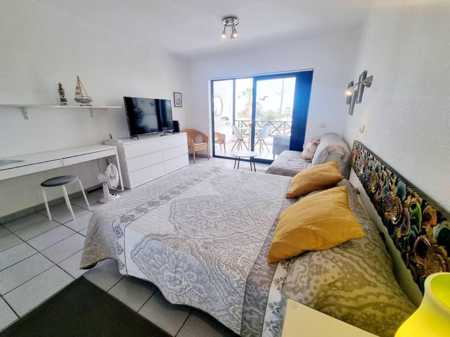 Appartement Luxury Ocean View Playa Roca à Costa Teguise Extérieur photo
